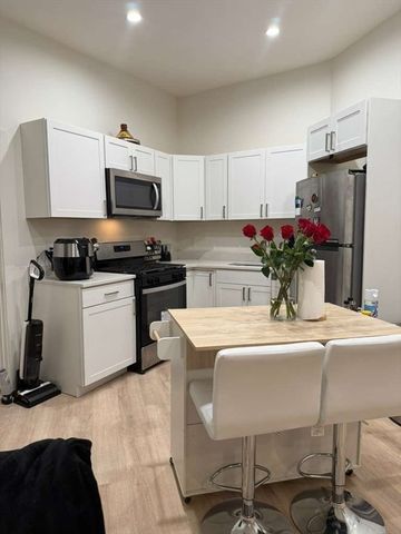 4 Crest Ave 1, Revere, MA 02151