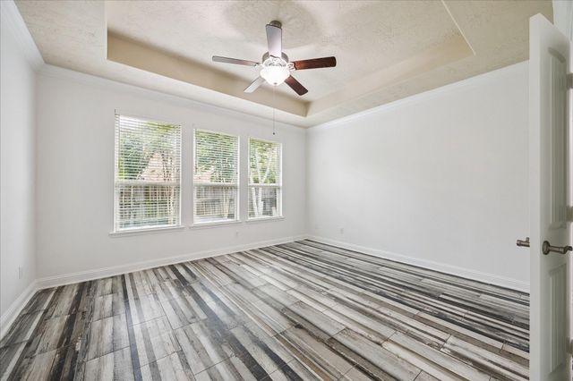 8135 W Pine Creek Bend, Cypress, TX 77433