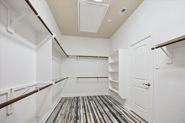 8135 W Pine Creek Bend, Cypress, TX 77433