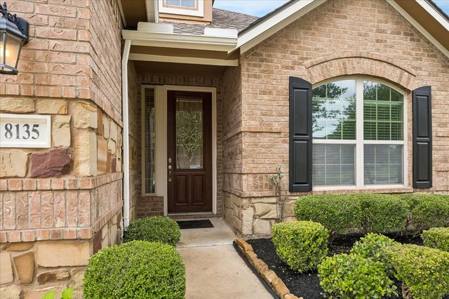 8135 W Pine Creek Bend, Cypress, TX 77433