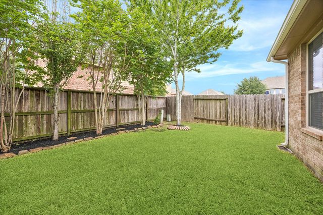 8135 W Pine Creek Bend, Cypress, TX 77433