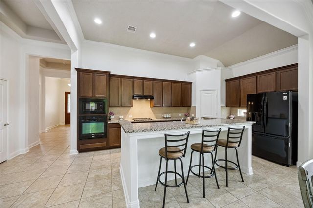 8135 W Pine Creek Bend, Cypress, TX 77433