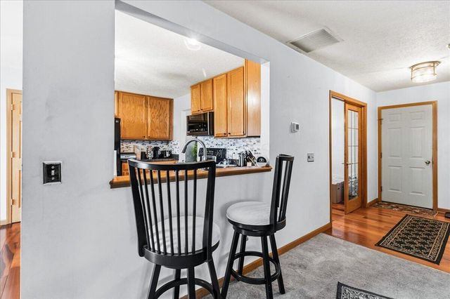 3656 Parker Knoll Lane, Columbus, OH 43219