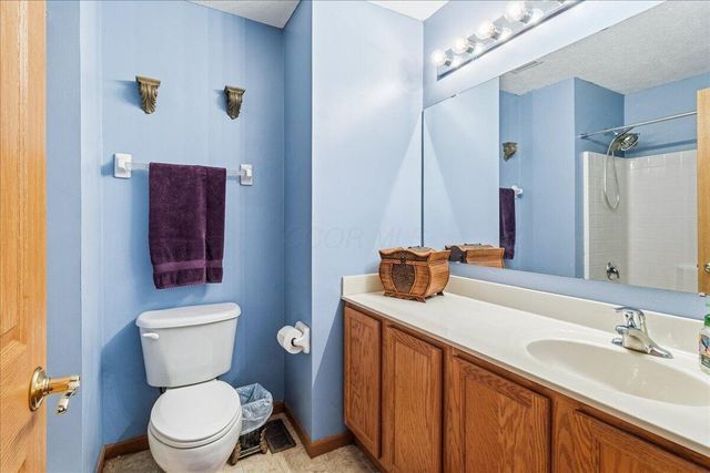 3656 Parker Knoll Lane, Columbus, OH 43219