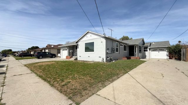 1367 Hubbard Avenue, San Leandro, CA 94579