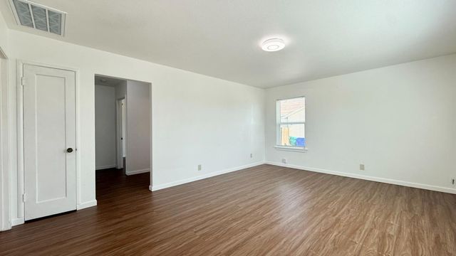 1367 Hubbard Avenue, San Leandro, CA 94579