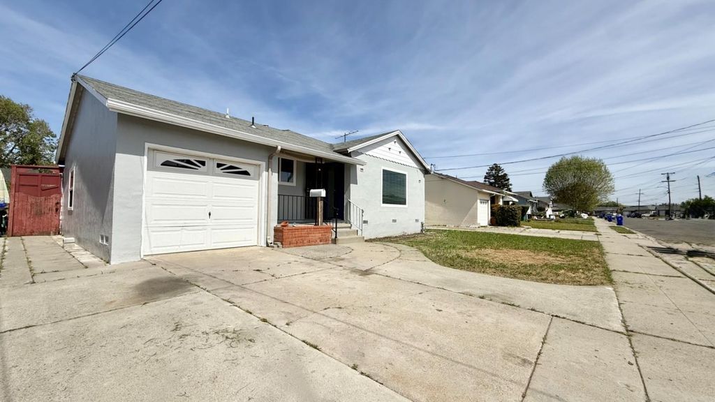 1367 Hubbard Avenue, San Leandro, CA 94579