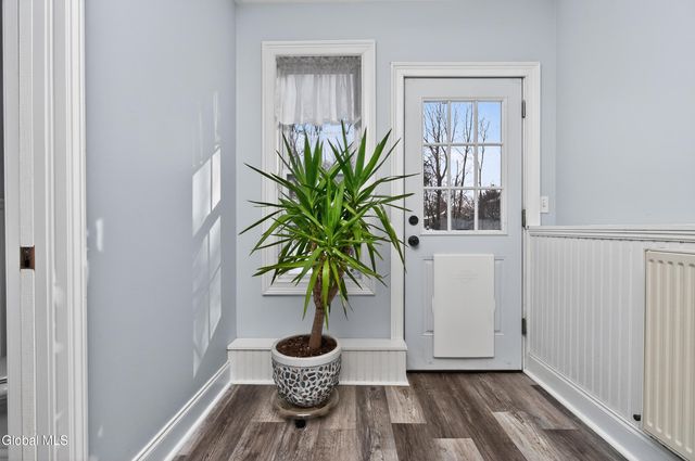 5 Dorchester Drive, Stillwater, NY 12170