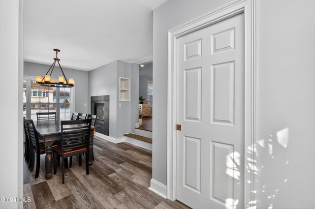 5 Dorchester Drive, Stillwater, NY 12170