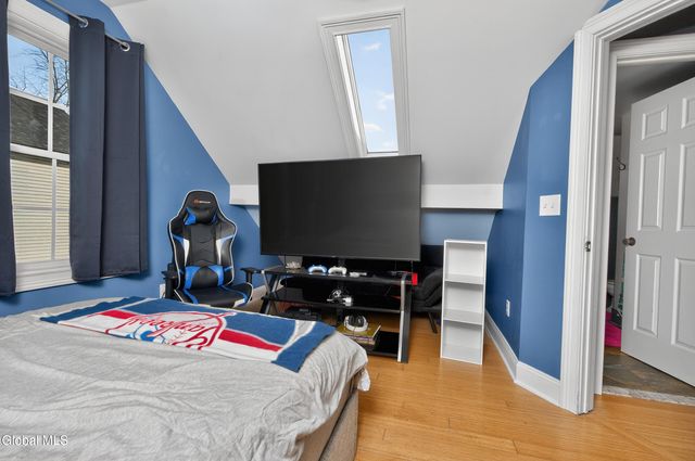 5 Dorchester Drive, Stillwater, NY 12170