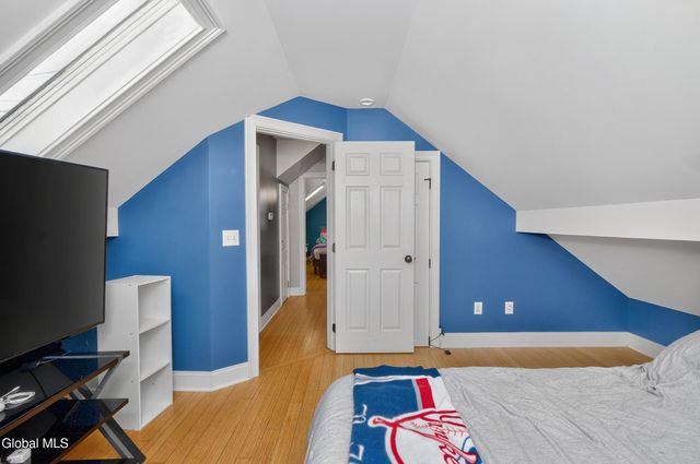 5 Dorchester Drive, Stillwater, NY 12170