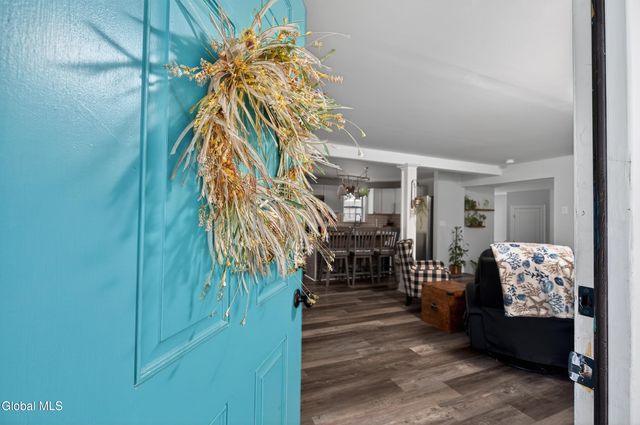 5 Dorchester Drive, Stillwater, NY 12170