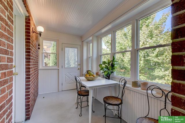 5616 Emile Street, Omaha, NE 68132