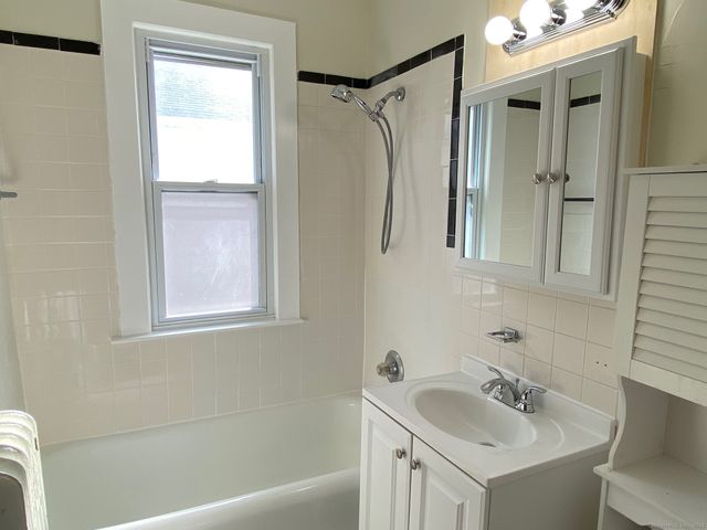 51 Bretton Road, West Hartford, CT 06119