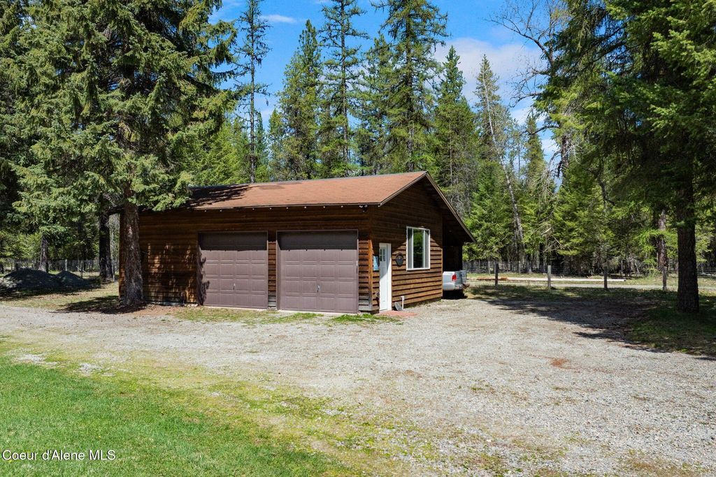 384 Earl Lane RD, Bonners Ferry, ID 83805 photo 4
