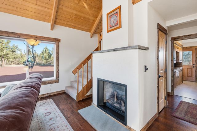 3342 SW 73rd Street, Redmond, OR 97756