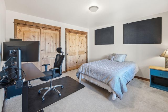 3342 SW 73rd Street, Redmond, OR 97756