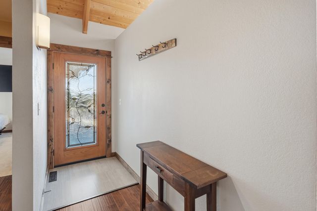 3342 SW 73rd Street, Redmond, OR 97756