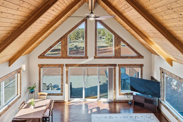 3342 SW 73rd Street, Redmond, OR 97756