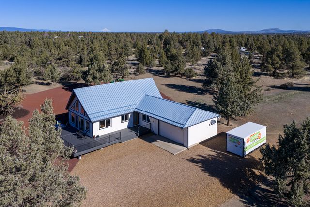 3342 SW 73rd Street, Redmond, OR 97756