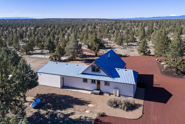 3342 SW 73rd Street, Redmond, OR 97756