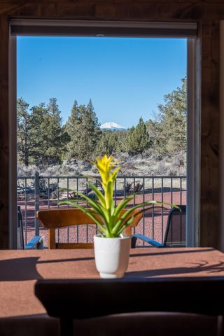 3342 SW 73rd Street, Redmond, OR 97756