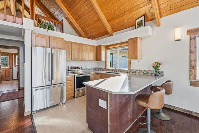 3342 SW 73rd Street, Redmond, OR 97756