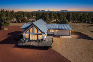 3342 SW 73rd Street, Redmond, OR 97756