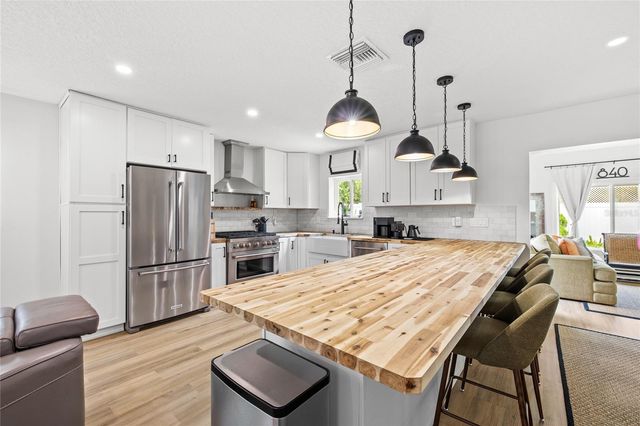 840 W CANTON AVENUE, Winter Park, FL 32789