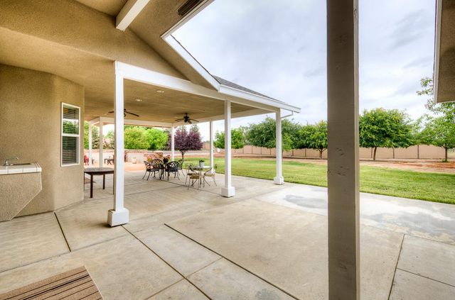 17465 Monreal Road, Madera, CA 93636