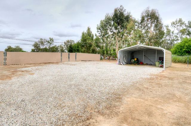 17465 Monreal Road, Madera, CA 93636
