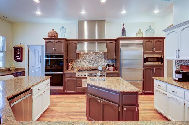 17465 Monreal Road, Madera, CA 93636