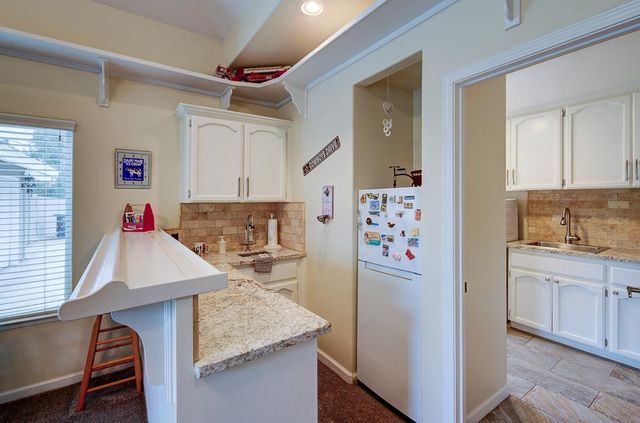 17465 Monreal Road, Madera, CA 93636