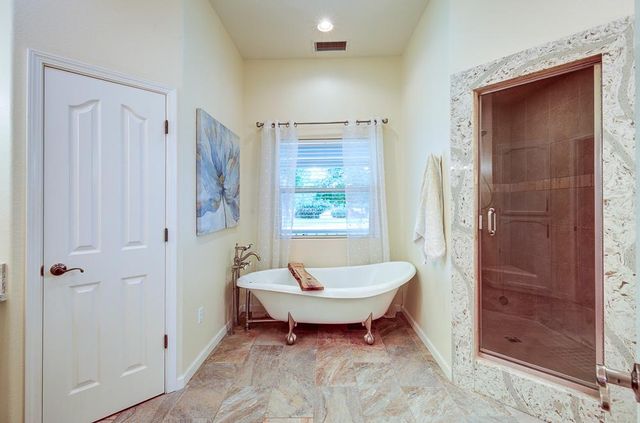 17465 Monreal Road, Madera, CA 93636