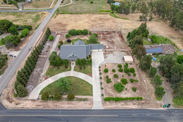 17465 Monreal Road, Madera, CA 93636