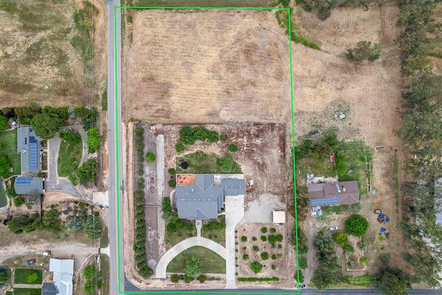 17465 Monreal Road, Madera, CA 93636