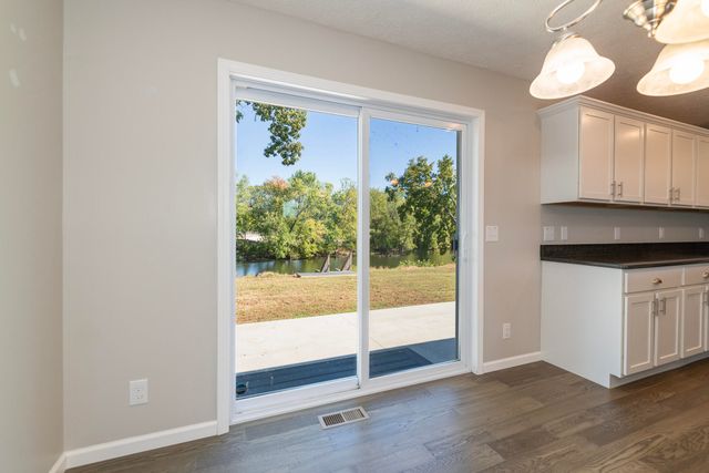 135 Jeremy Street, Constantine Vllg, MI 49042