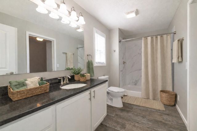 135 Jeremy Street, Constantine Vllg, MI 49042