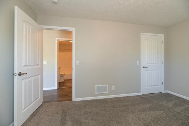 135 Jeremy Street, Constantine Vllg, MI 49042
