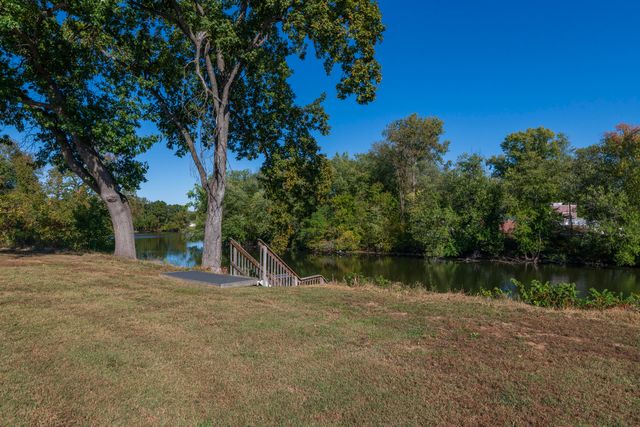 135 Jeremy Street, Constantine Vllg, MI 49042