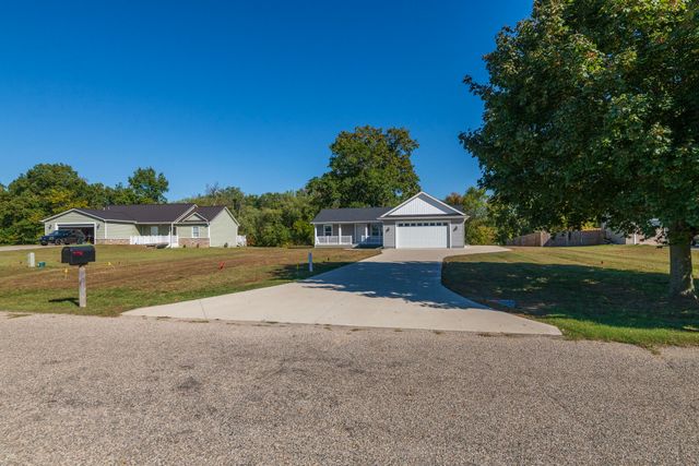 135 Jeremy Street, Constantine Vllg, MI 49042