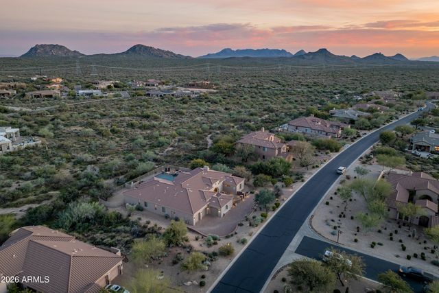 36625 N PORTA NUOVA Road, Scottsdale, AZ 85262