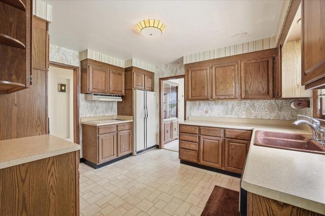 601 Oregon STREET, Racine, WI 53405