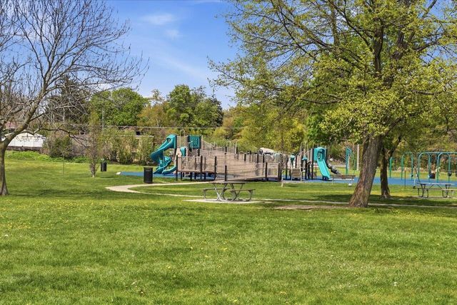 601 Oregon STREET, Racine, WI 53405