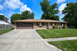 6851 Locustview Drive, Dayton, OH 45424