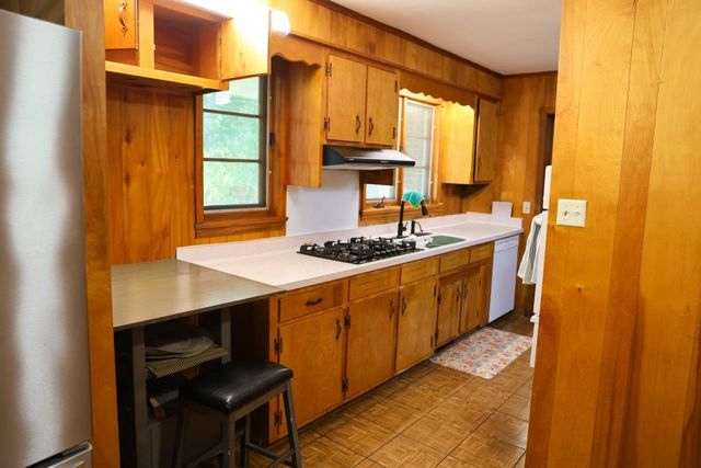 214 Midway Drive, Spartanburg, SC 29301