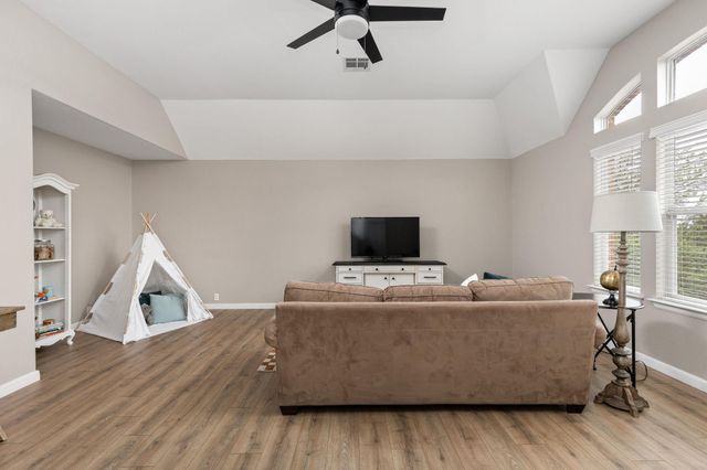 115 Desert Willow WAY, Austin, TX 78737