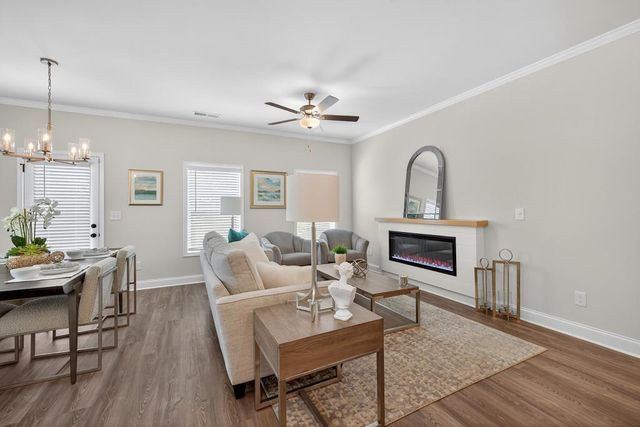 17 Sparks Way, Austell, GA 30106