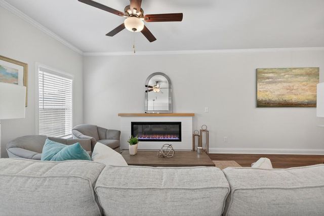 17 Sparks Way, Austell, GA 30106