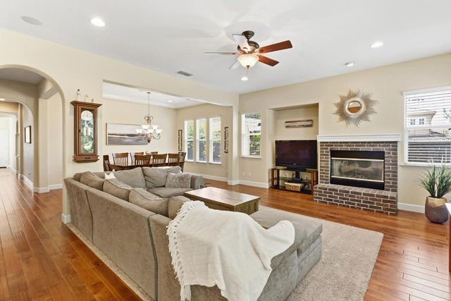 1168 Venezia Dr, El Dorado Hills, CA 95762